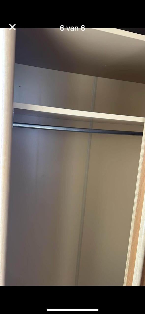 Slaapkamer seniorenbed met kast