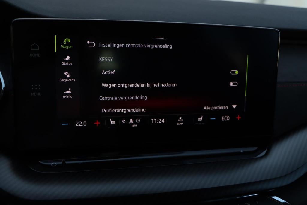 Skoda Octavia combi 1.4 tsi rs iv phev business 245pk dsg6 | soh 93,7% |