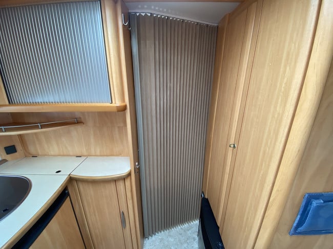 FENDT 470 TFB caravan te koop ( binnenslaper + mover)