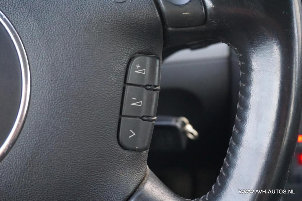 Audi A4 avant 1.8 turbo pro line automaat