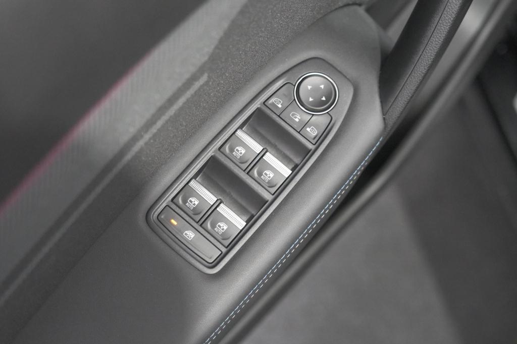 Renault Captur 1.8 e-tech full hybrid 160 esprit alpine | rondom camerazich
