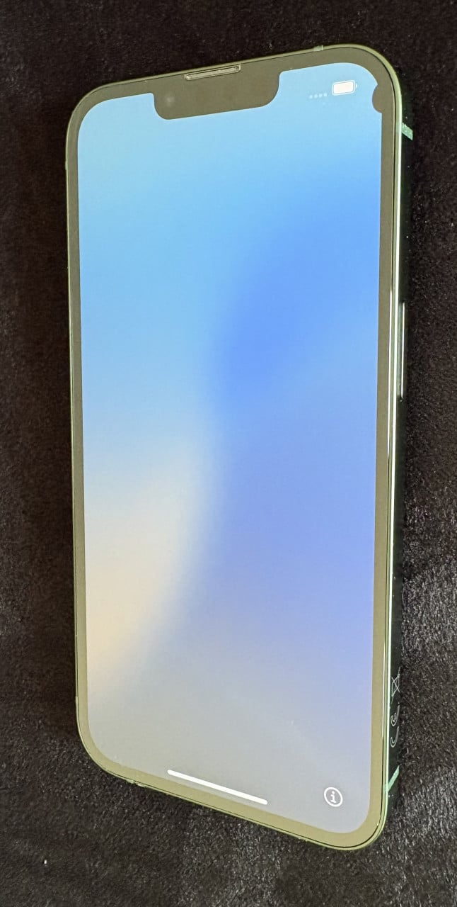 Krasvrije IPhone 13 256GB 87%capaciteit