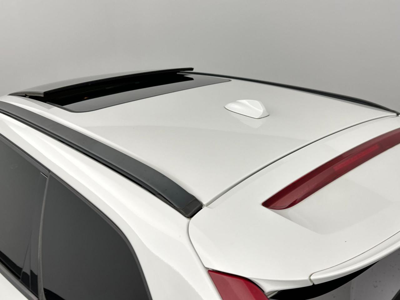 Volvo XC60 - 2.0 D3 FWD Kinetic | Camera | Leder | Navi | Trekhaak