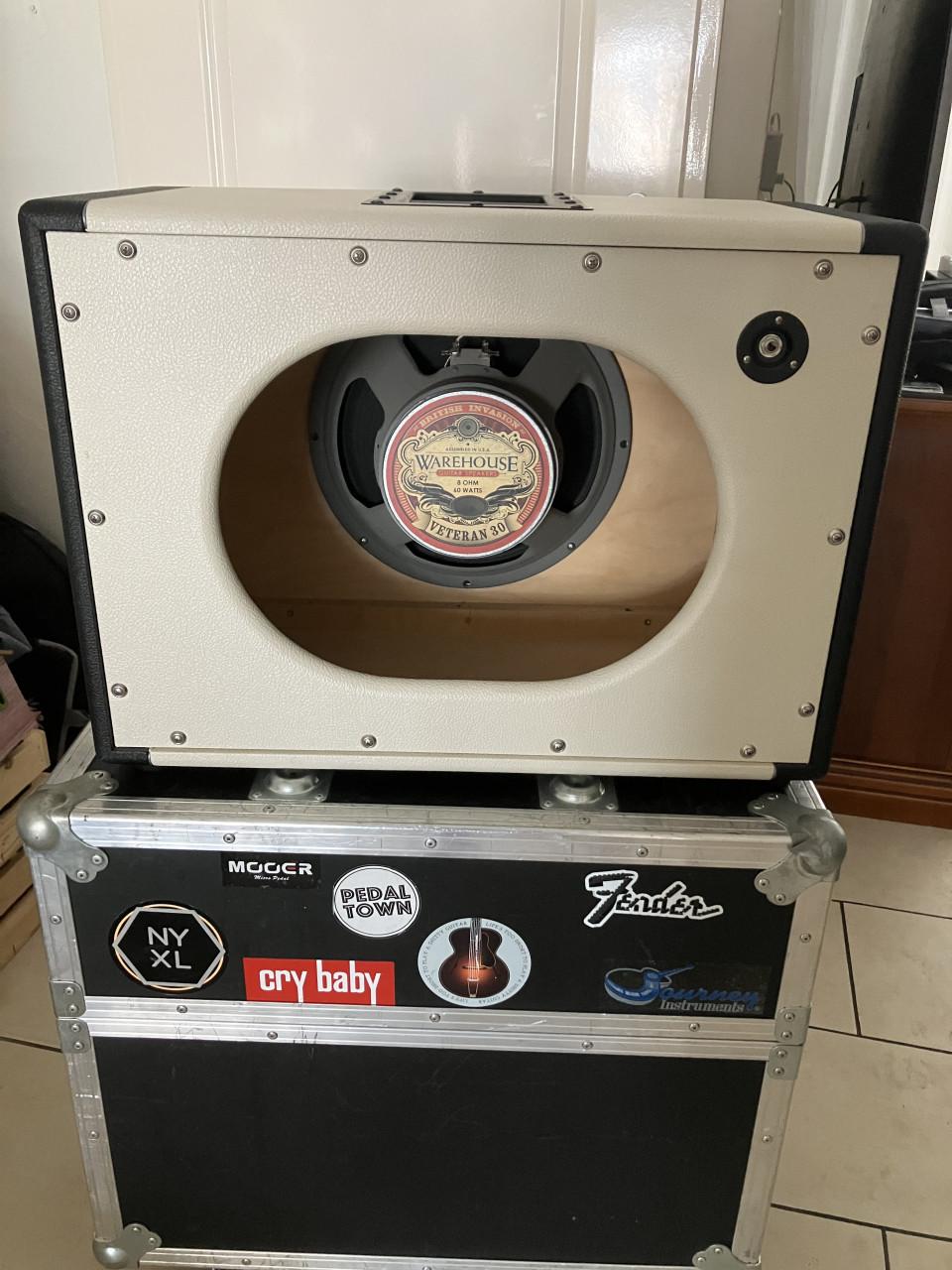 Hook Little Lenny + flightcases