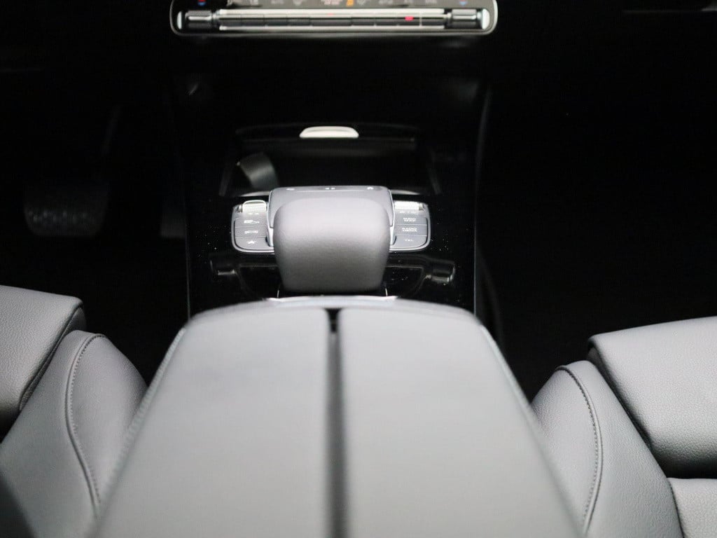 Mercedes-Benz A-Klasse 200 business solution luxury | automaat | panoramada
