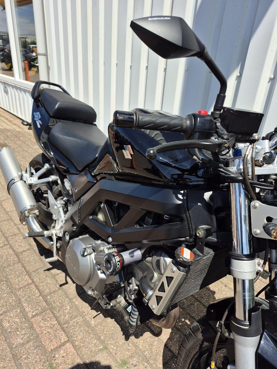 Suzuki SV1000N uit 2006, dikke naked bike