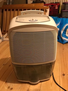 Delonghi luchtontvochtiger dec 12 dehumidifier