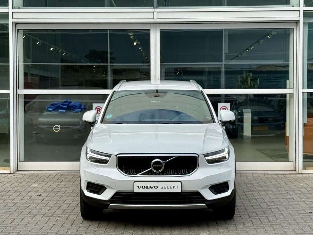 Volvo XC40 t2 129pk aut8 momentum pro| adap.cruise| camera| standkachel| st