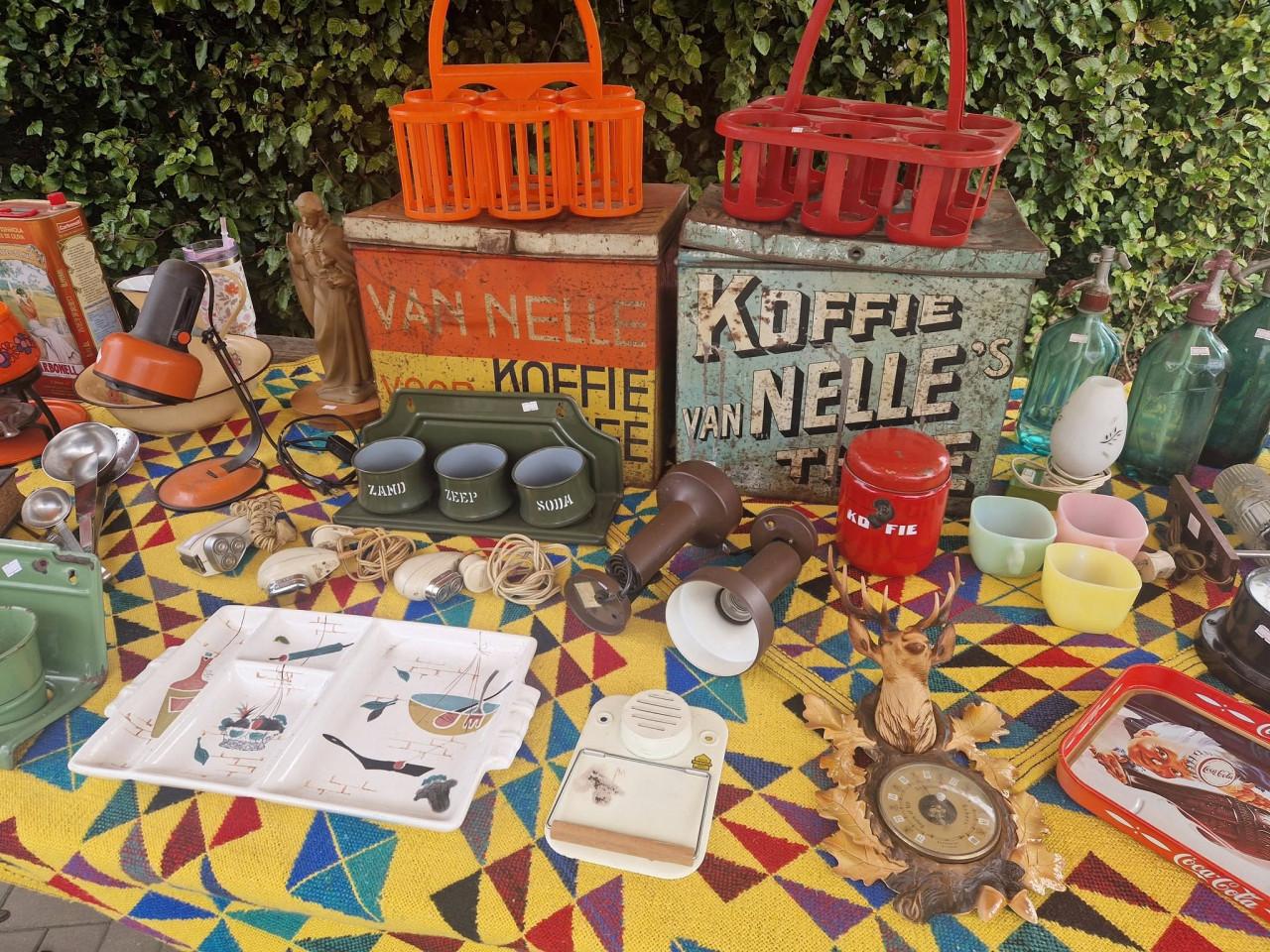 Brocante schuurverkoop