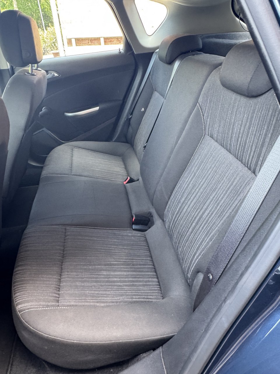 Opel Astra 1.4 Turbo, 2011