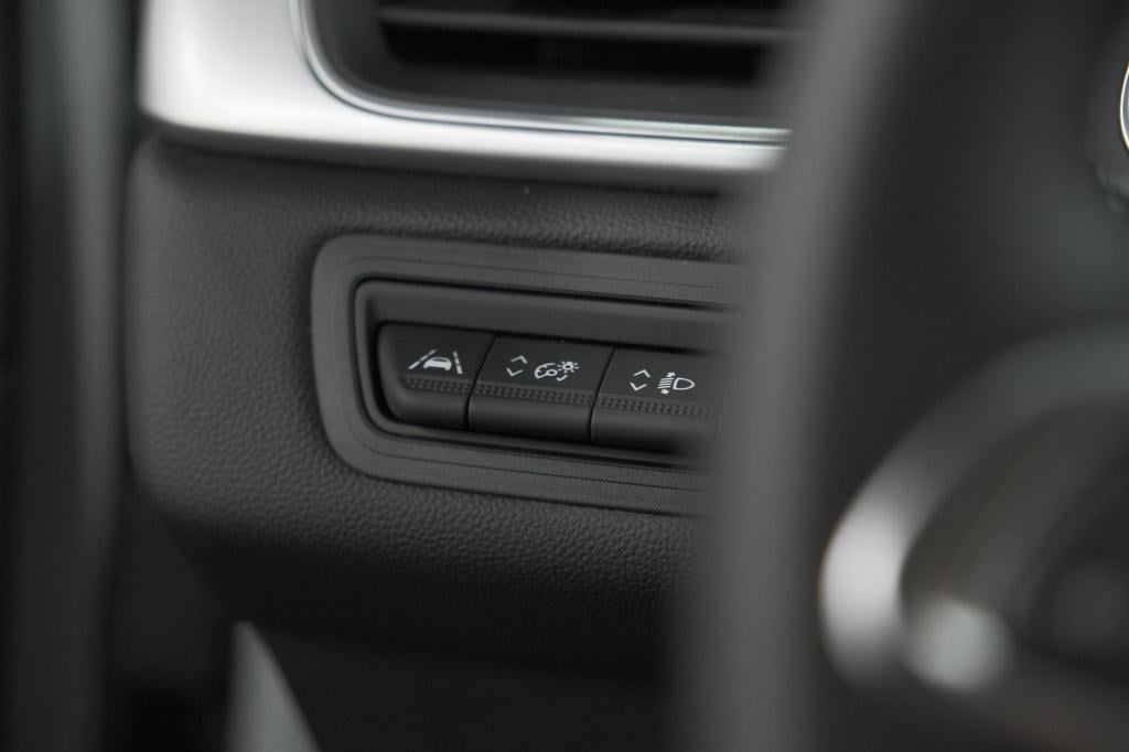 Renault Captur 1.6 e-tech full hybrid 145 techno | trekhaak | camera | navi