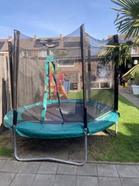 Trampoline 240