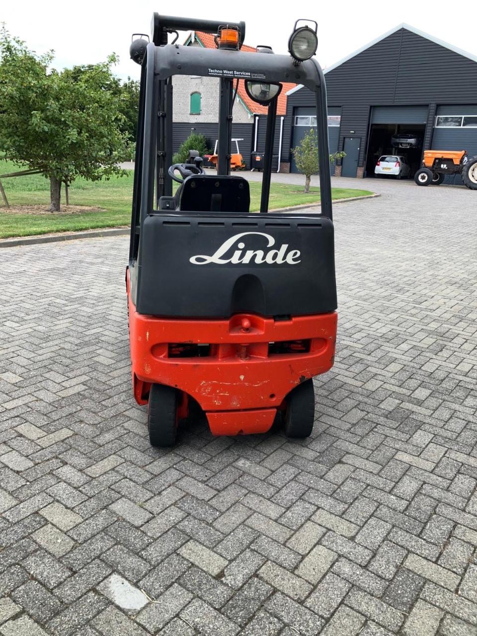 Linde E20 heftruck