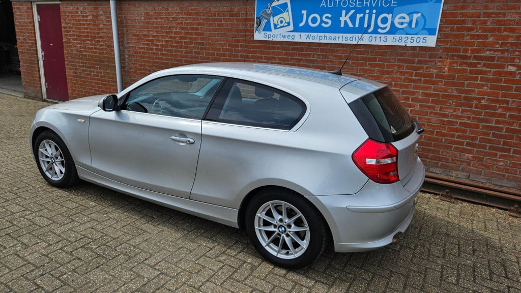 BMW 1 Serie 118i business line