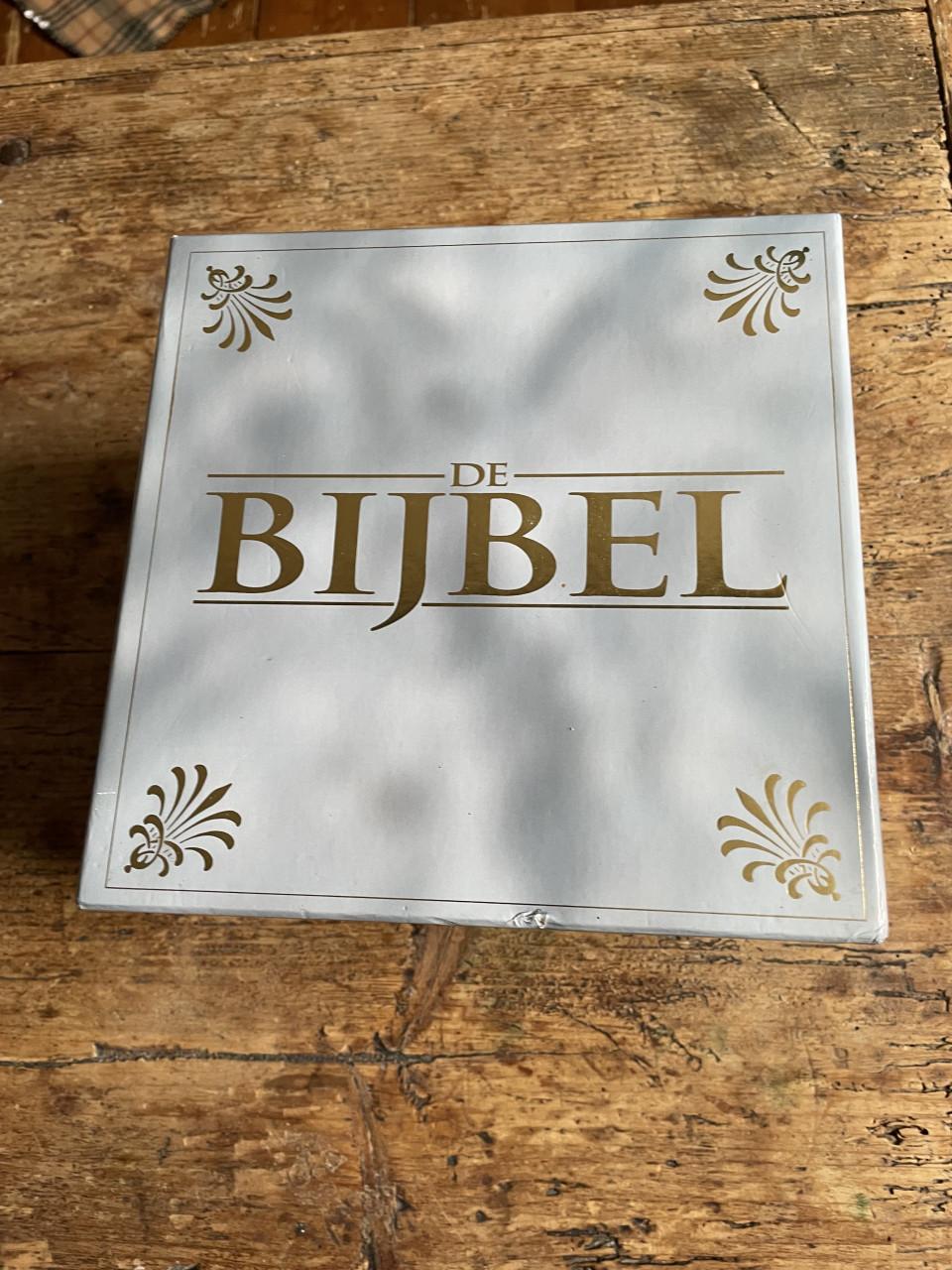 Volledige 13-delige NCRV serie De BIJBEL