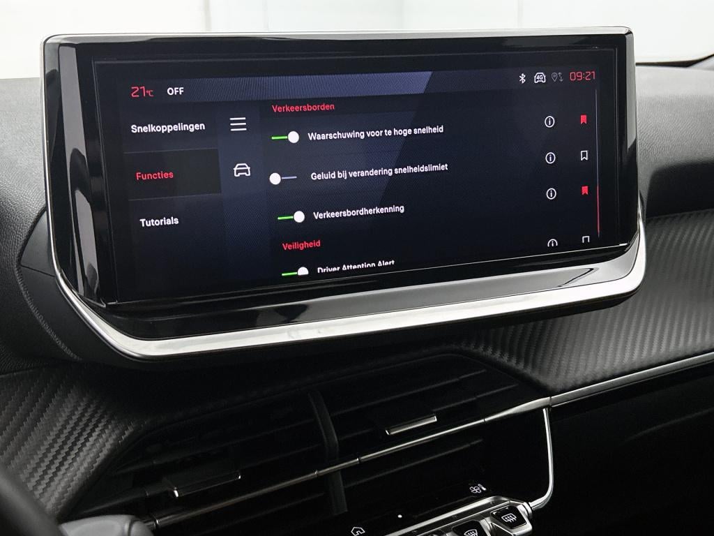 Peugeot 2008 100pk allure | rijklaar | apple carplay | parkeersensoren voor
