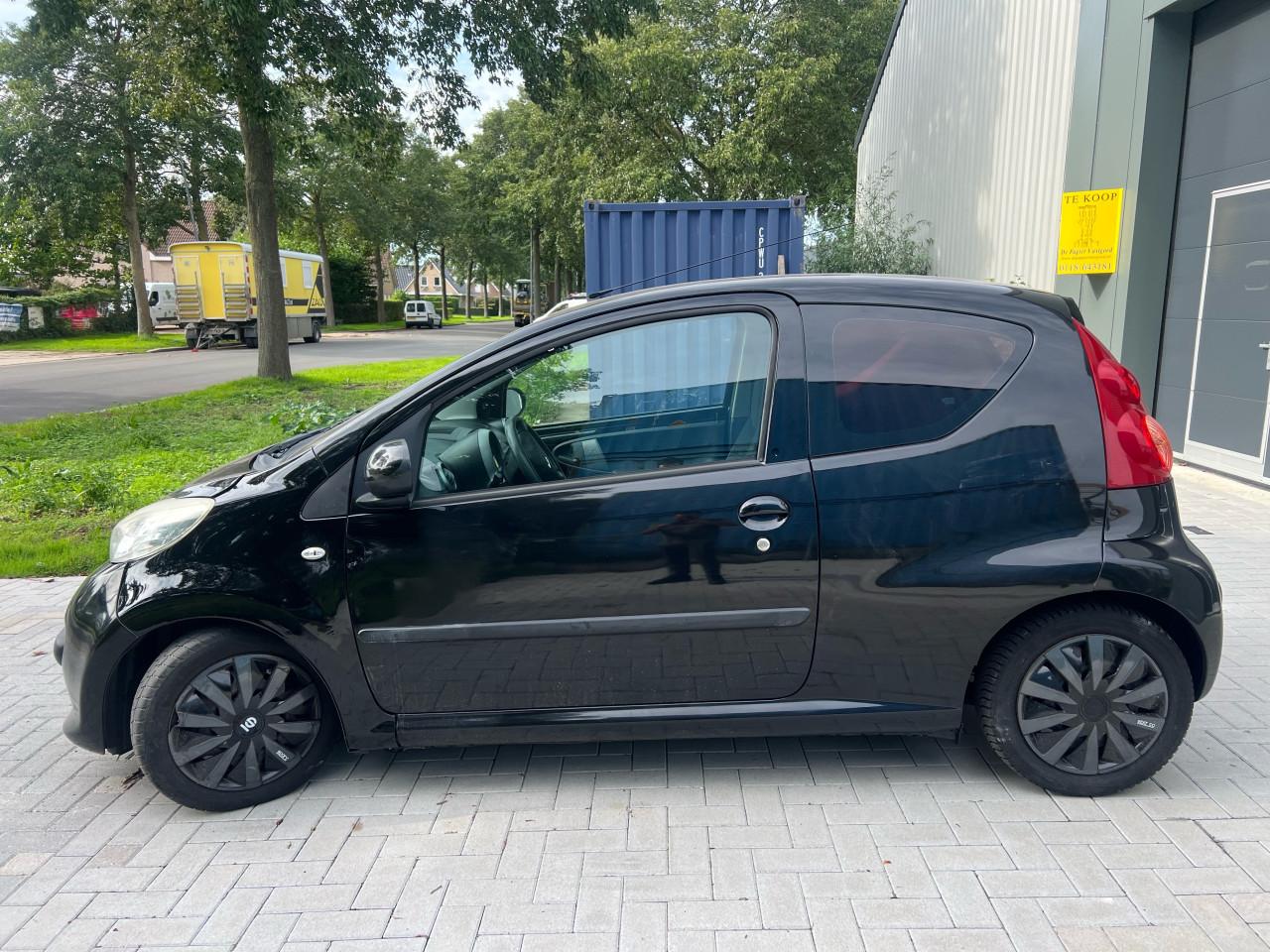 Peugeot 107 -1.0-12V XR 126.954km Jaar Apk