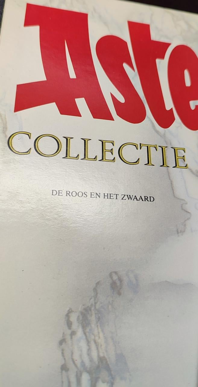 Stripboek Asterix Collectie , De roos en het zwaard