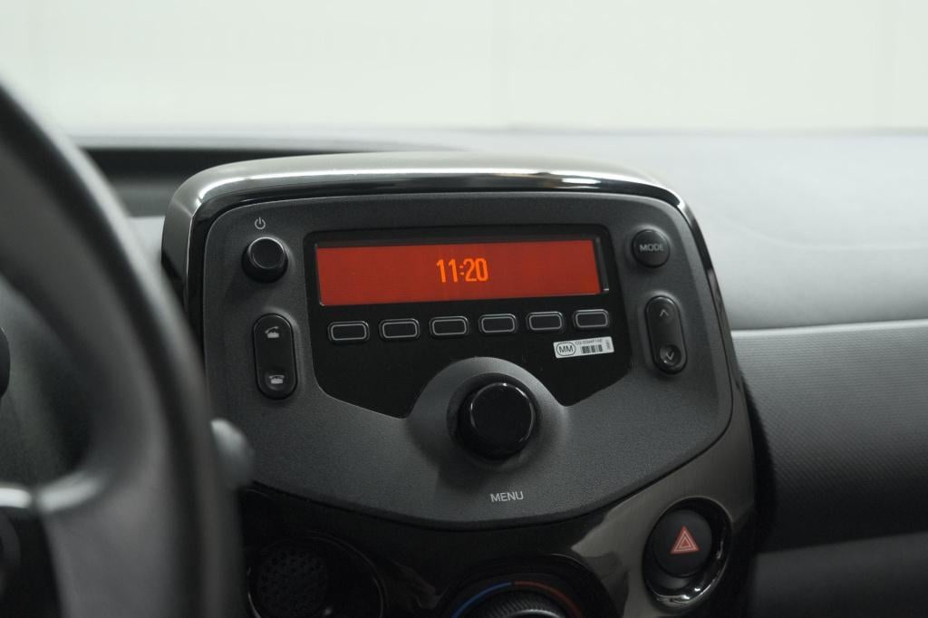 Citroen C1 1.0 vti feel | airco | bluetooth radio | getint glas | 5 deurs