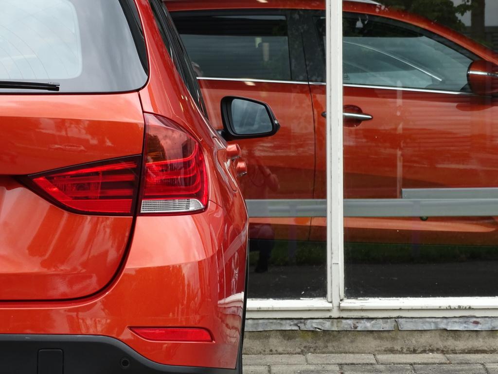 BMW X1 sdrive20i upgrade edition automaat | leder | navi
