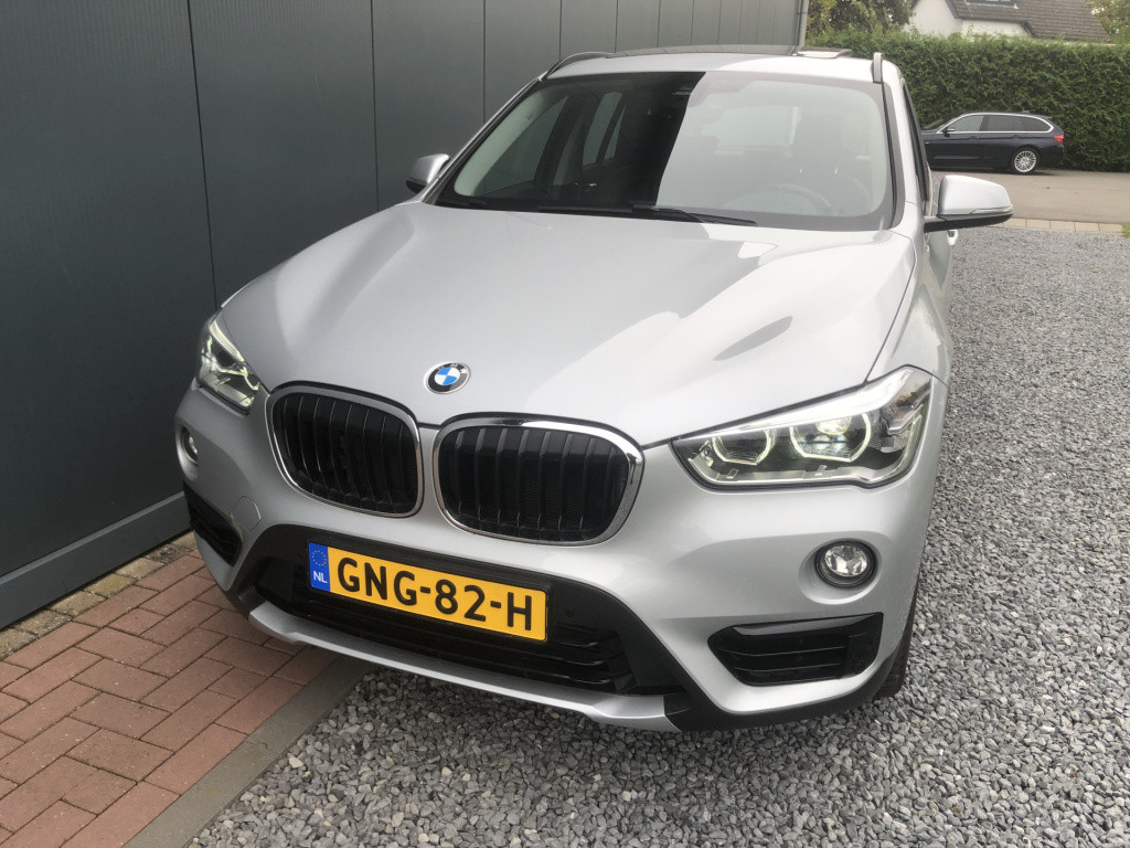 BMW X1 s-drive 2.0i automaat high executive