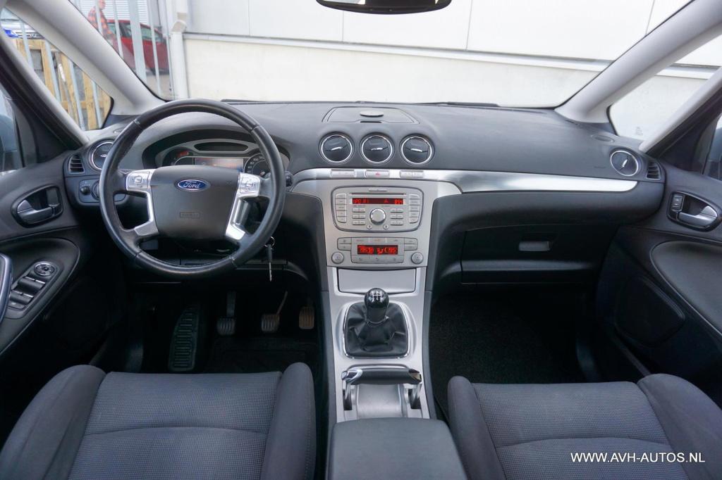 Ford S-Max 2.0-16v