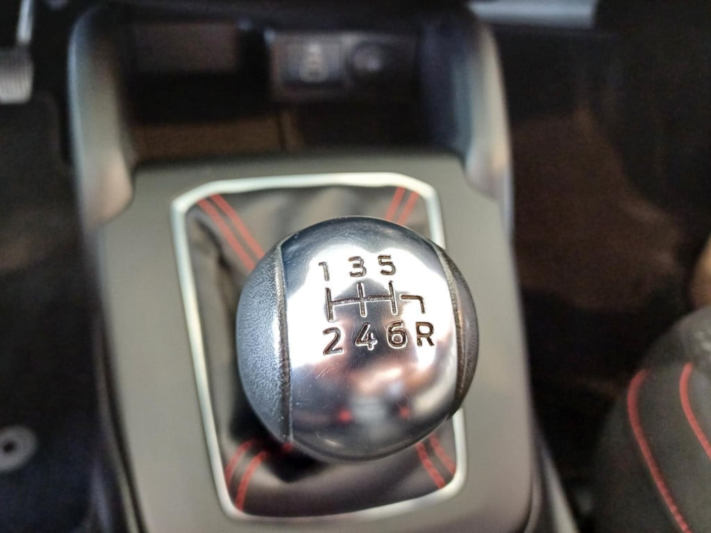 Ford Focus wagon 1.0 ecoboost hybrid st line