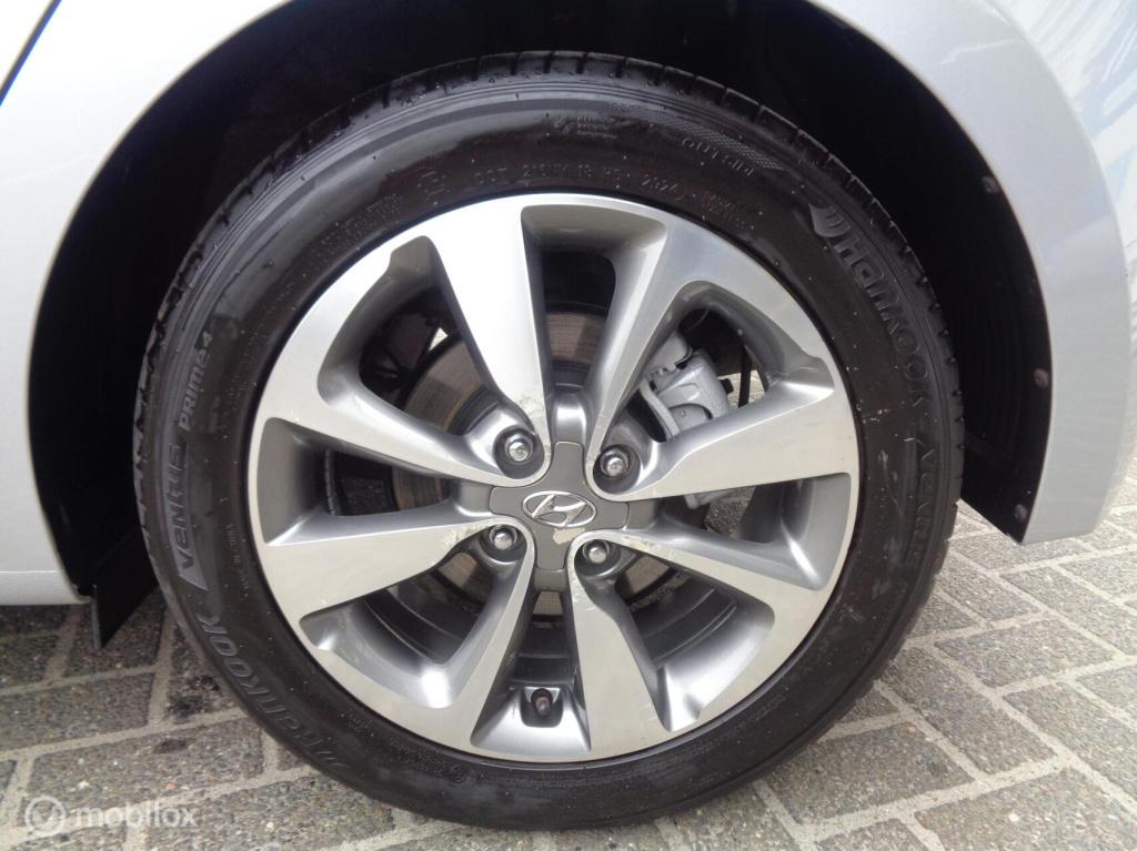 Hyundai I 20 1.0 t-gdi comfort/airco/camera/pdc/1st eig/lm velgen/slechts 8