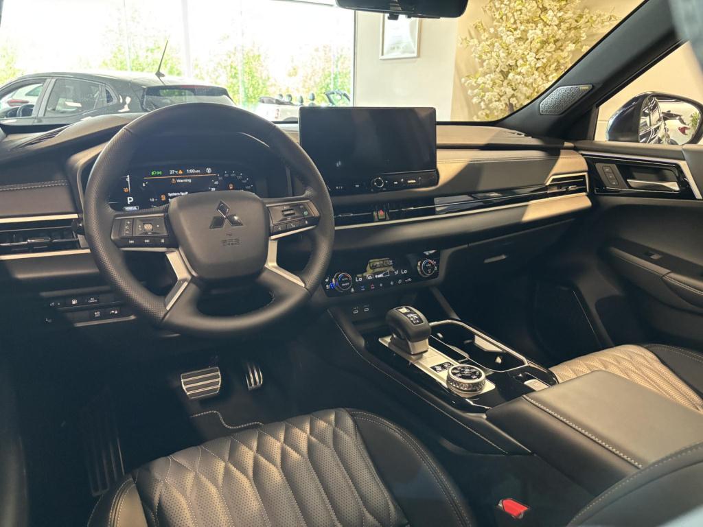 Mitsubishi Outlander 2.4 phev instyle