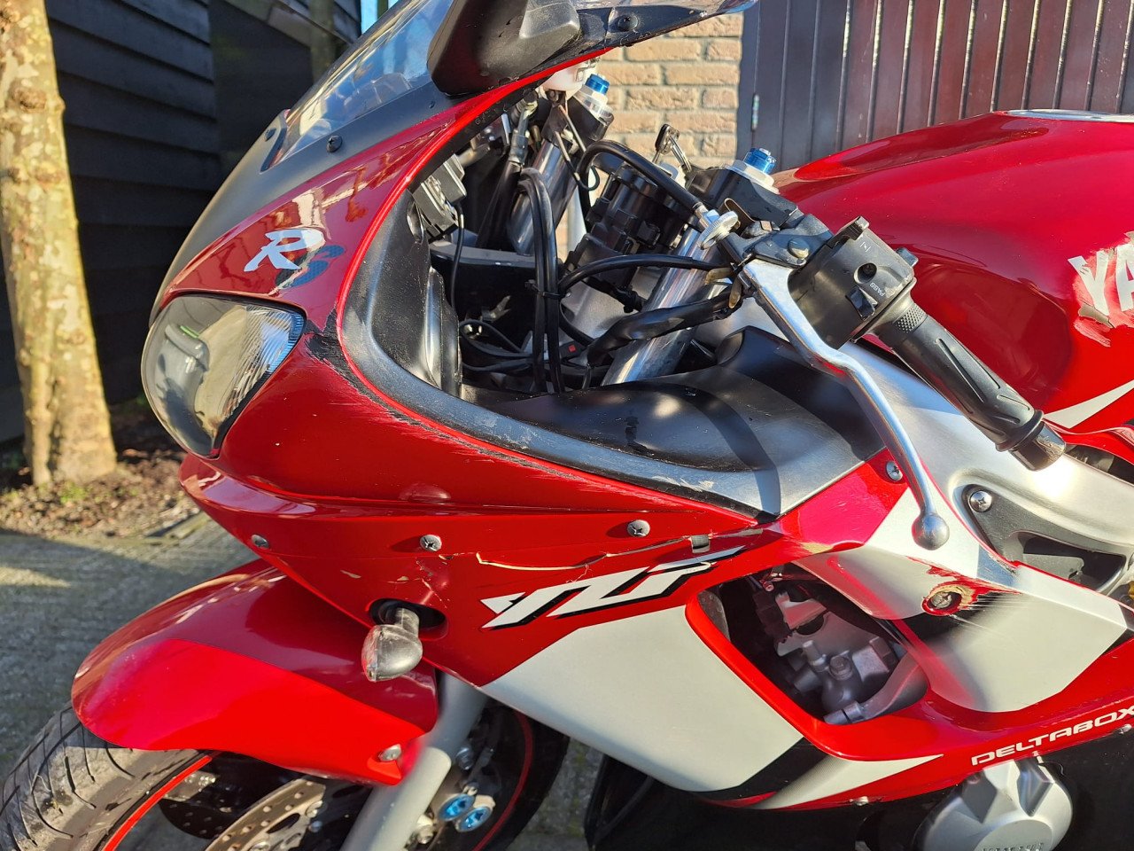 Yamaha R6