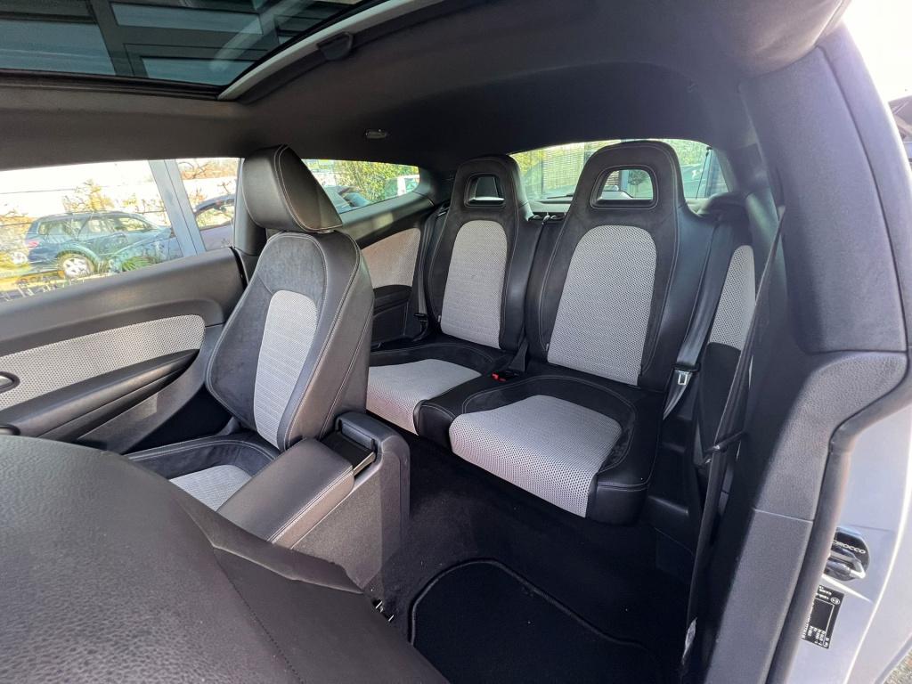 Volkswagen Scirocco 2.0 tsi