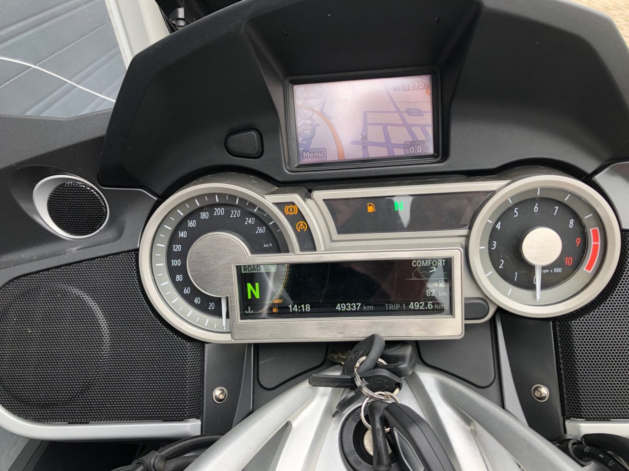 BMW K1600GT uit 2011 met 49dkm, cruisecontrol, audio, centrale vergr. €8950