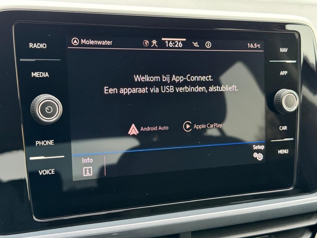 Volkswagen T-roc 1.5 tsi 150pk dsg style | navi | camera | ergo stoel | rij