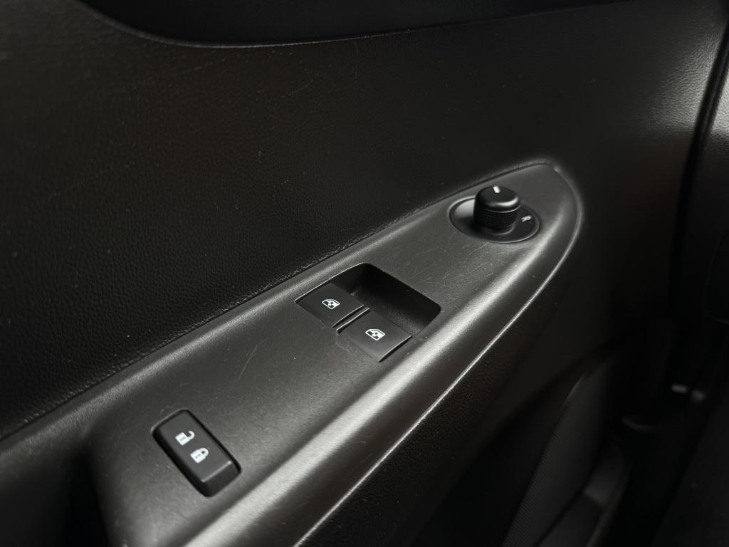 Opel Karl 1.0 rocks online editie