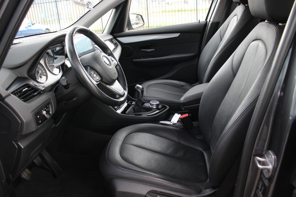 BMW 2-serie active tourer 216i centennial high executive | leder | hud | de