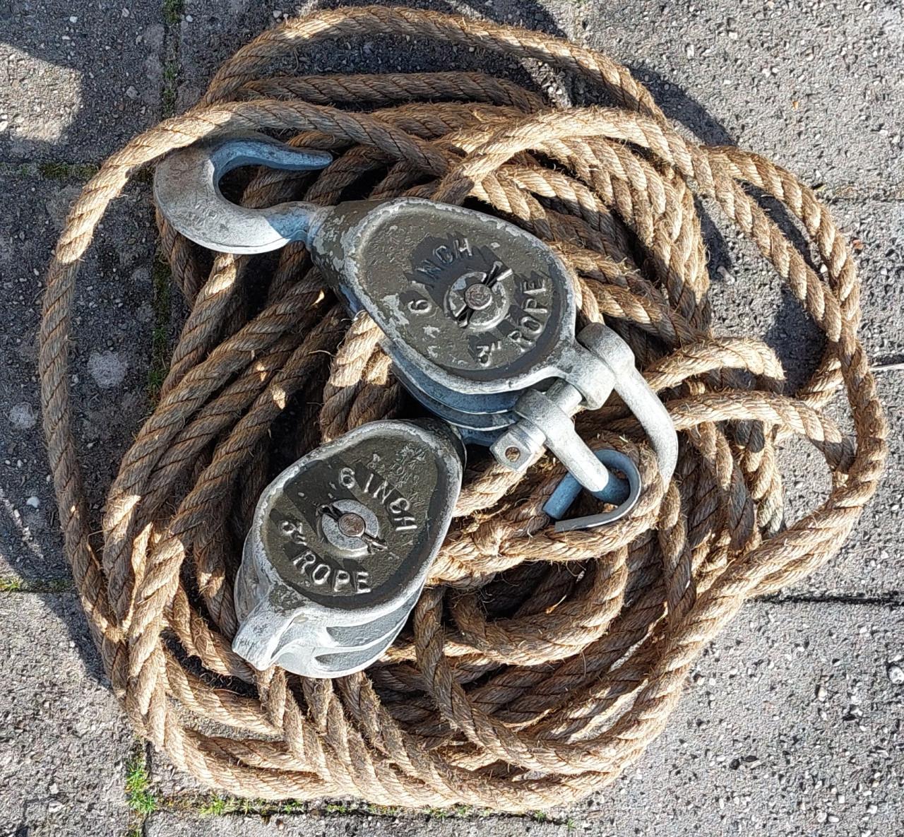 Touw + 2 Dubbele Katrollen