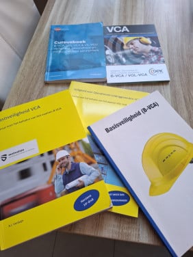 Cursusboeken VCA