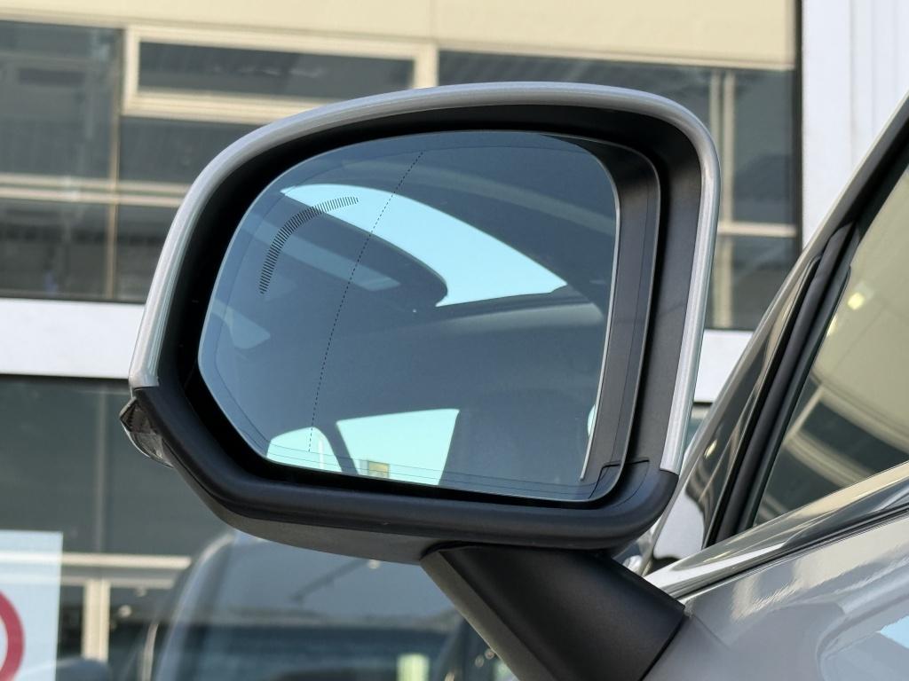 Volvo XC40 t5 262pk recharge ultimate bright| panodak| adap.cruise| leder|