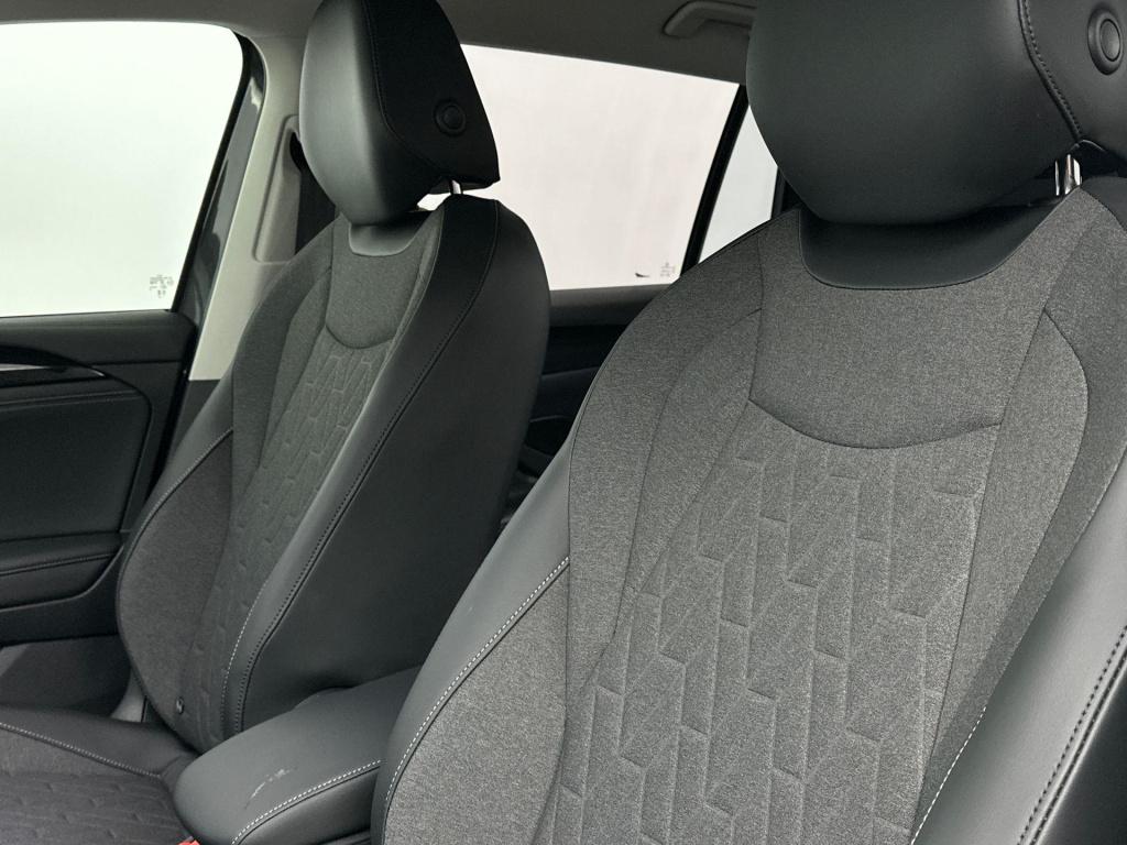 Volkswagen Tiguan limited edition 204 pk plug in hybride voordeel van € 3.5