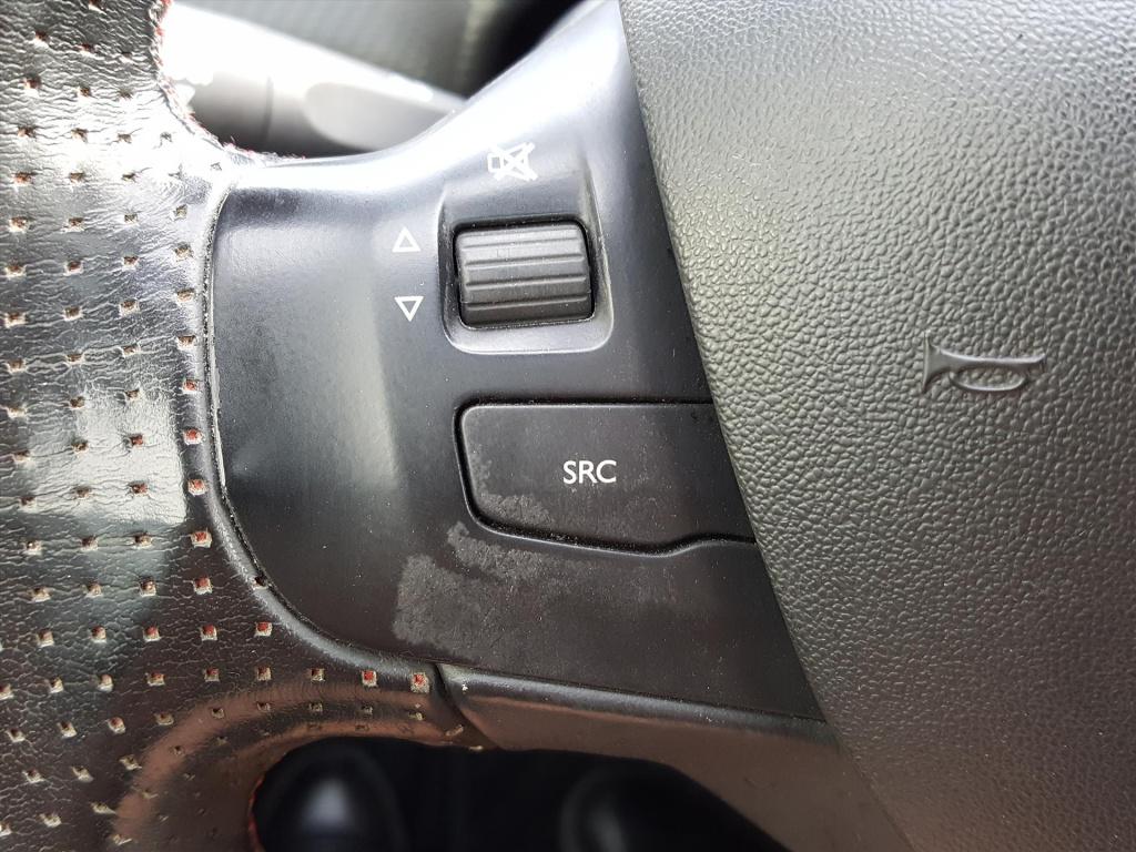 Peugeot 208 gt-line 1.2-110pk 5d vol-automaat(eat6) navigatie | trekhaak | 