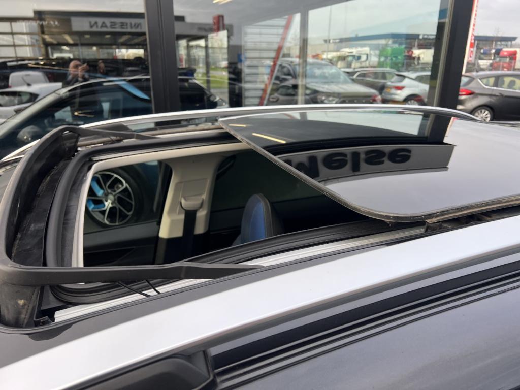 Lynk & Co 01 1.5 261pk plug in hybrid , black edition , pano dak , 360gr ca