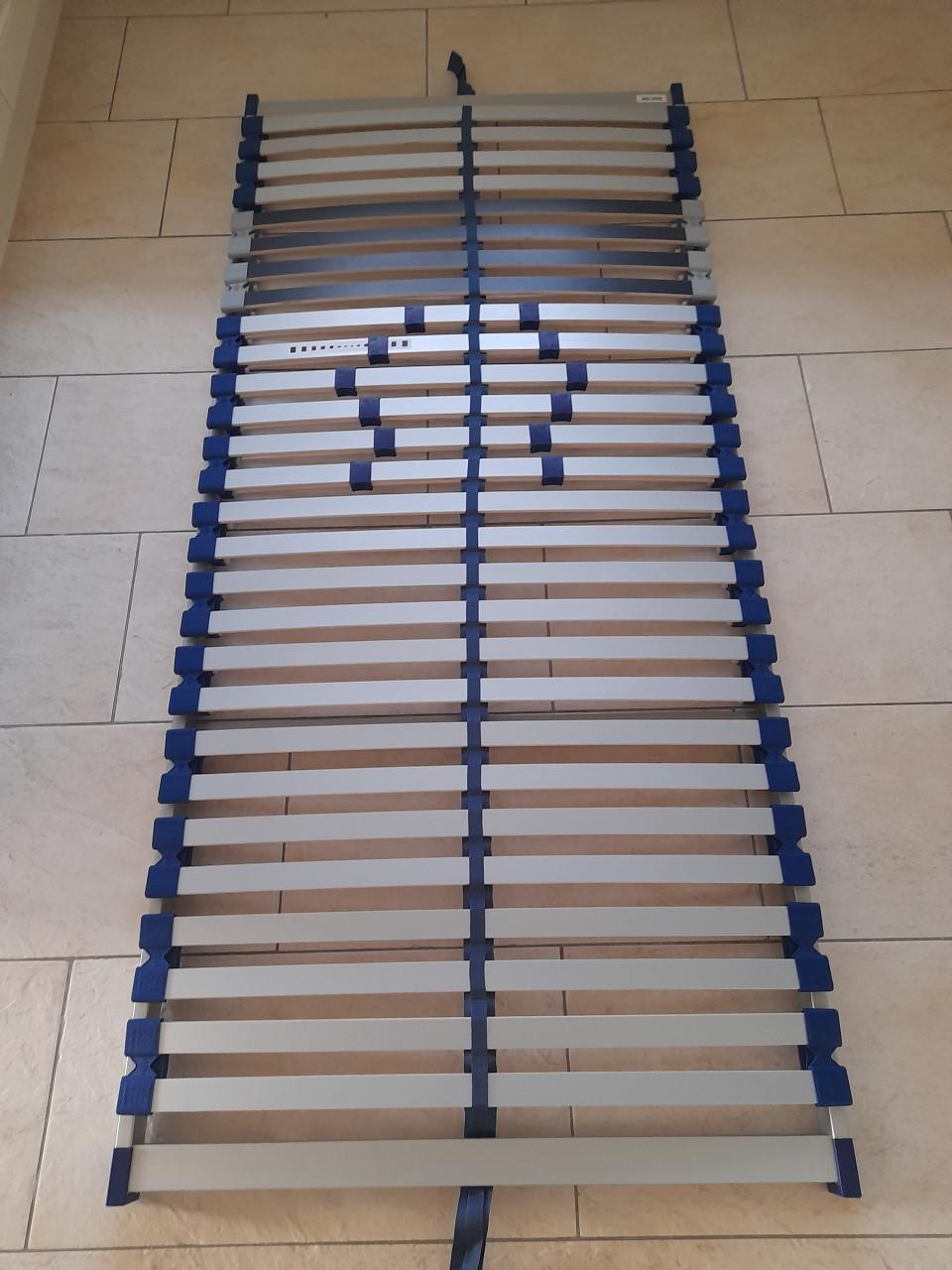 Lattenbodem 90 x 200 (in goede nette staat )