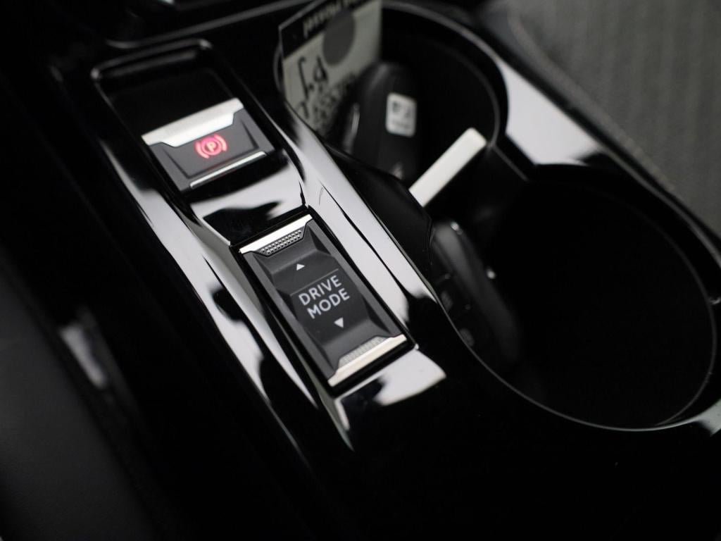 Peugeot E-2008 ev allure 54 kwh | automaat | climate control | virtual cock