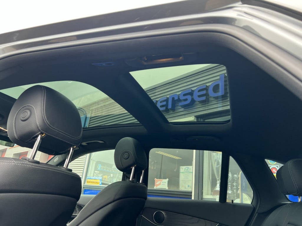 Mercedes-Benz Glc 300de 4matic business solution amg, trekhaak, panoramadak