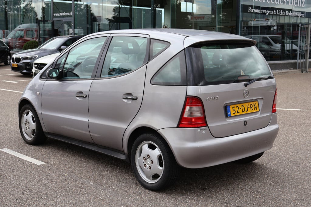 Mercedes-Benz A-Klasse 160 elegance i automaat i meeneemprijs i lage km sta