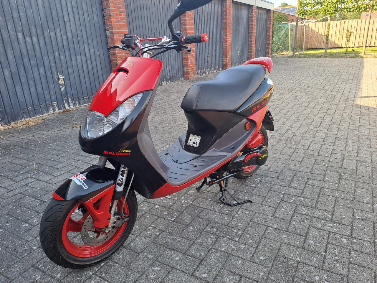 Te koop peugeot vivacity mooie scooter