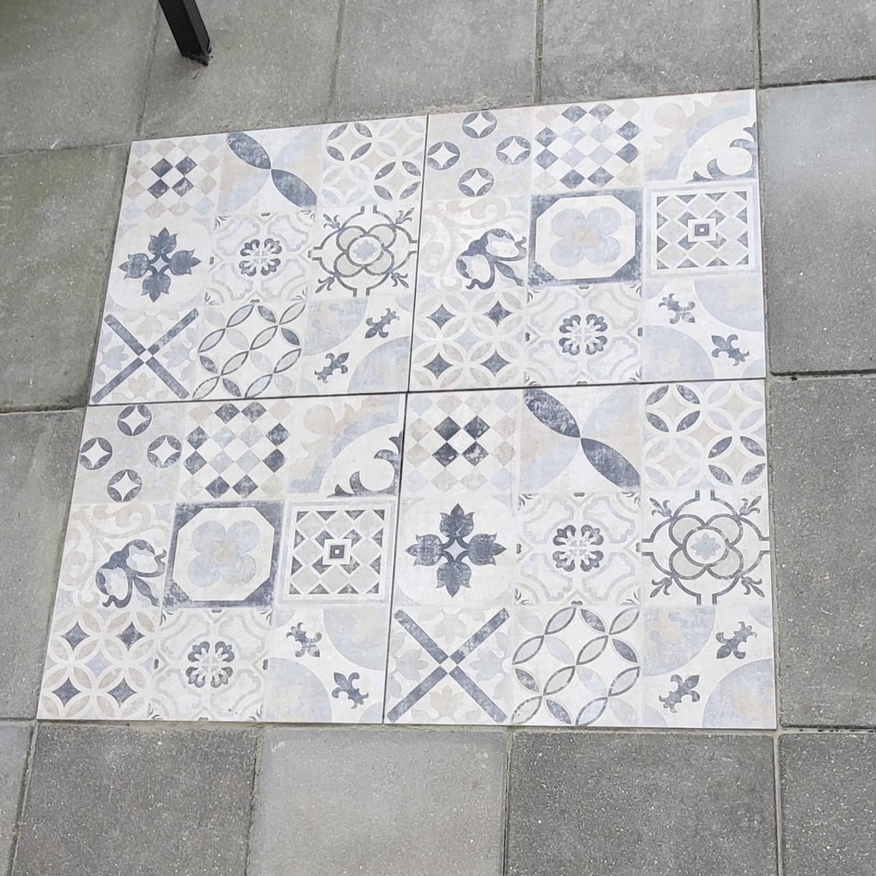 8 Keramische tuintegels