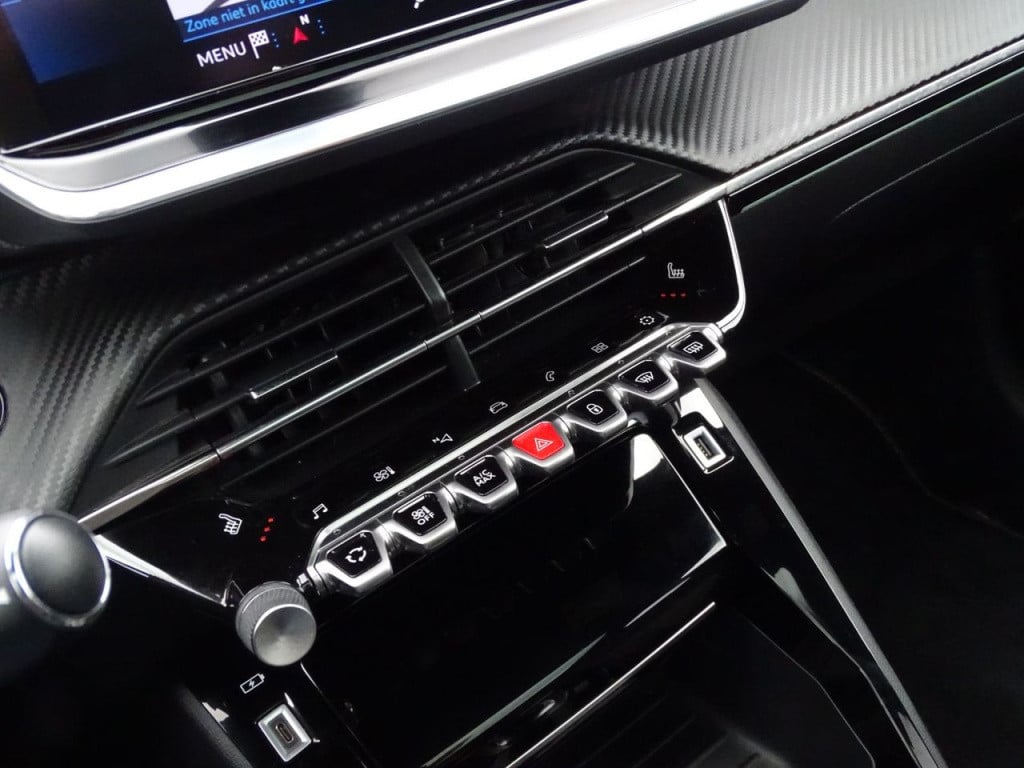 Peugeot 208 1.2 puretech gt-line automaat | pano | stoelverwarming