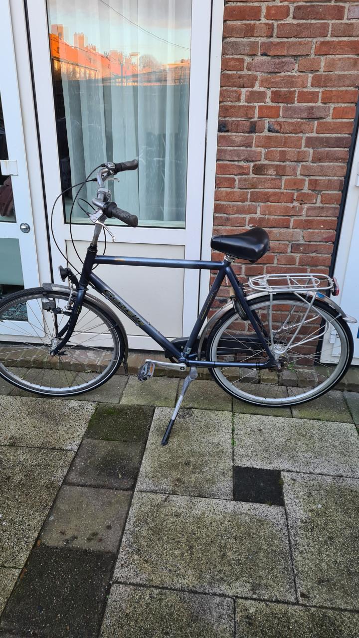 Heren fiets 28 inch-Gazelle-met 7 versnellingen-Fr.maat 60cm-slot AXA