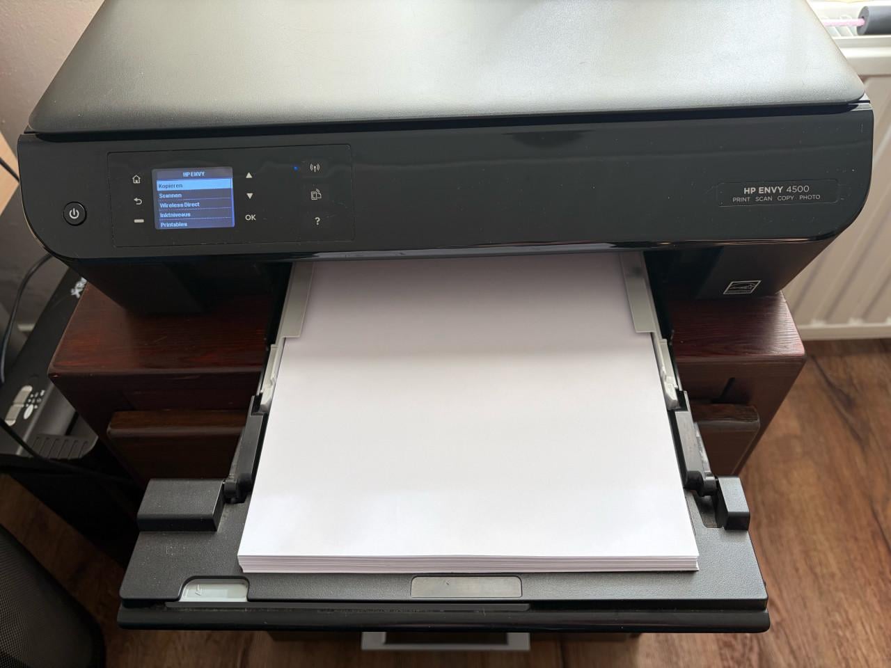 HP All-in-one printer incl. 2 XL cardridges + 2 extra XL cardridges